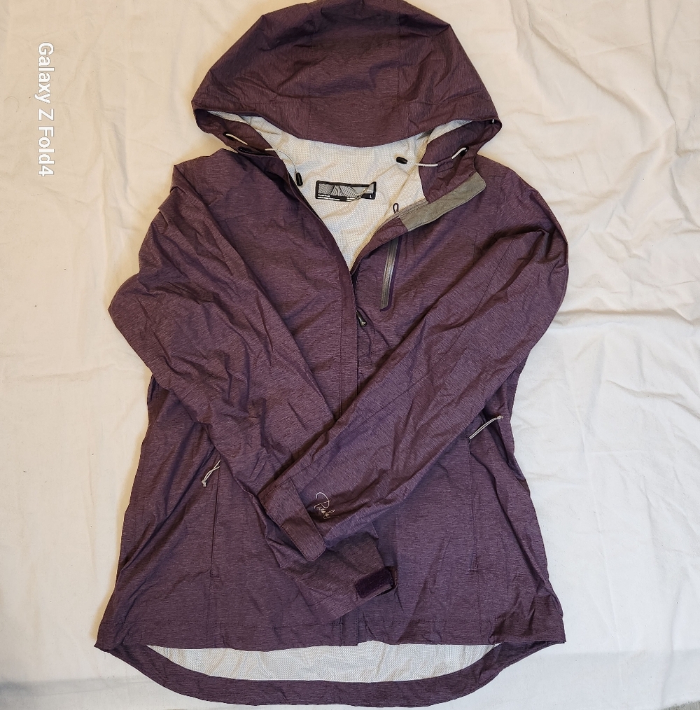 Paradox Plum Hooded Shell Jacket